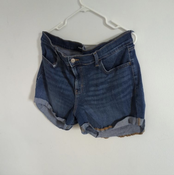 Old Navy - Women's denim short - Picture 1 of 3